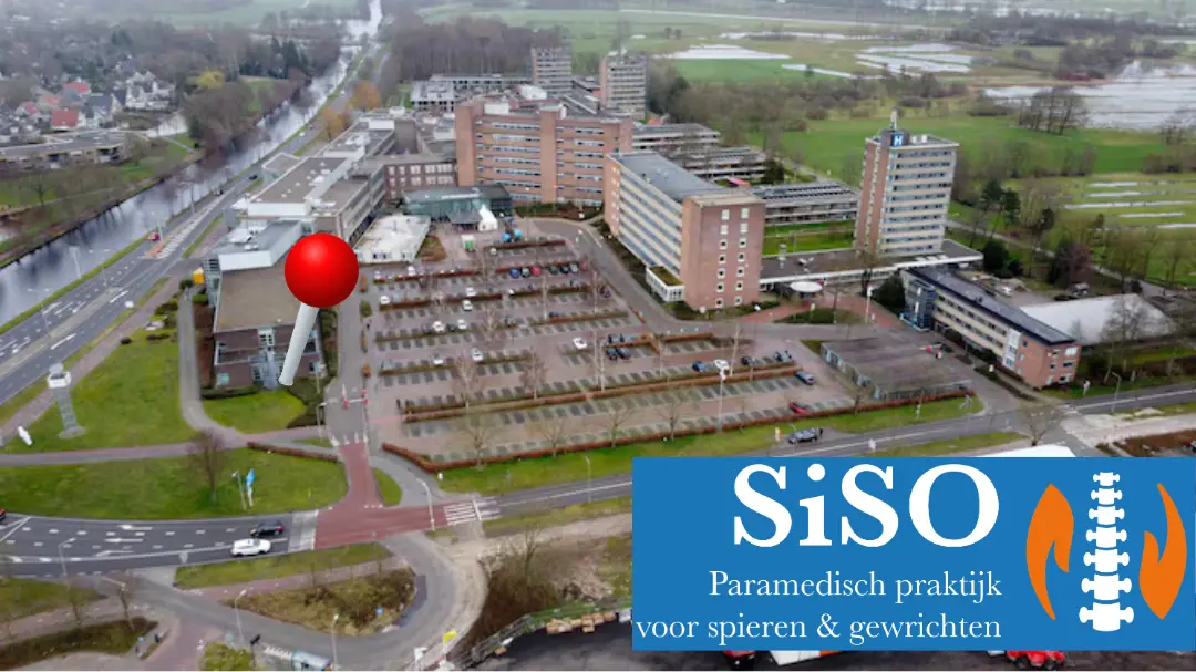 Een afbeelding waar de ingang van SiSO Paramedisch Praktijk te zien is met een pin.